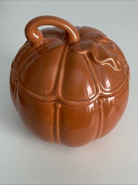 Harvest Pumpkin Ceramic Covered Dish - Orange